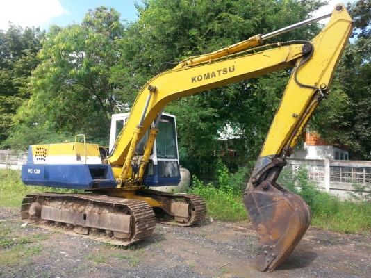 ขายแบคโคKOMATSU PC120-3 เครื่องดี ช่วงล่างดี ปั้มดี แอวแน่น ไม่โหลด โซ่ดี บูมอาร์มดี ทำงานเร็ว สนใจโทร090-8588220คุณนะ ID:narong498 หรือwww.truck.in.th/498