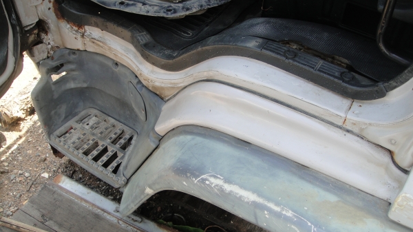 หัวรถ ISUZU DECA บางๆเดิมๆไม่เคยทำสี ภายในสวยมาก ของครบ พึ่งยกลง ขายราคาถูก หัวรถ ISUZU DECA บางๆเดิมๆไม่เคยทำสี ภายในสวยมาก ของครบ พึ่งยกลง ขายราคาถูก