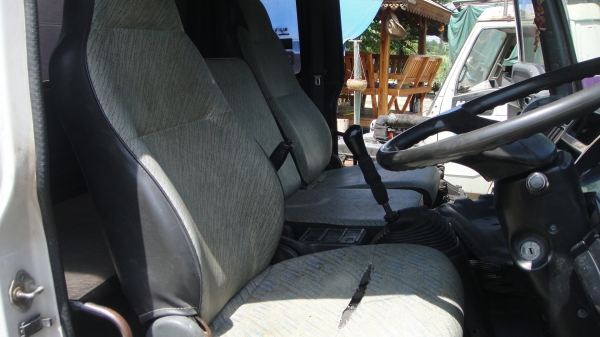 หัวรถ ISUZU DECA บางๆเดิมๆไม่เคยทำสี ภายในสวยมาก ของครบ พึ่งยกลง ขายราคาถูก หัวรถ ISUZU DECA บางๆเดิมๆไม่เคยทำสี ภายในสวยมาก ของครบ พึ่งยกลง ขายราคาถูก