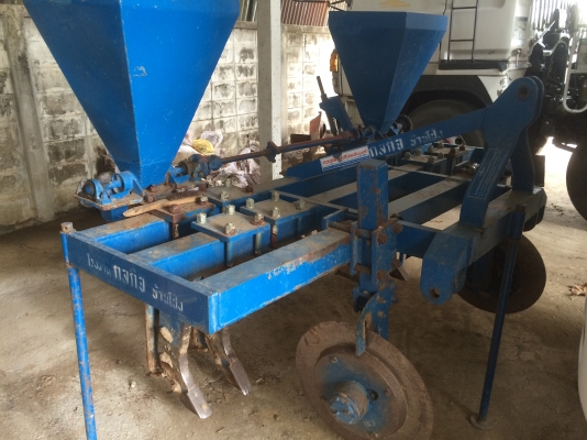 ริปเปอร์ลงปุ๋ยสภาพดี