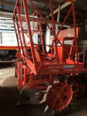 เครื่องปลูกอ้อย สภาพดี