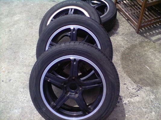 แม็กพร้อมยาง 215 55 17 1ชุด