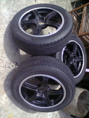 แม็กพร้อมยาง 215 55 17 1ชุด