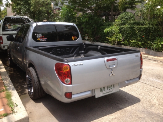 ขายรถพร้อมๆ ของแต่งเพียบ ไม่ช้ำ ยางใหม่4เส้น เครื่องเสียงกระหึ่ม