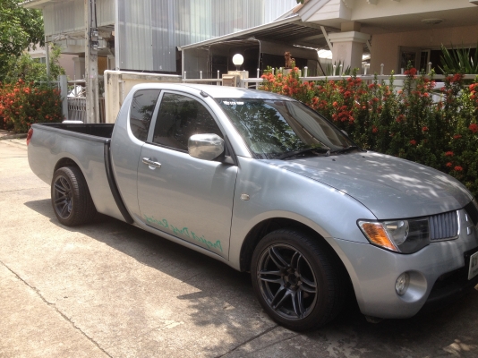 ขายรถพร้อมๆ ของแต่งเพียบ ไม่ช้ำ ยางใหม่4เส้น เครื่องเสียงกระหึ่ม