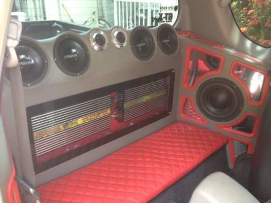 ขายรถพร้อมๆ ของแต่งเพียบ ไม่ช้ำ ยางใหม่4เส้น เครื่องเสียงกระหึ่ม