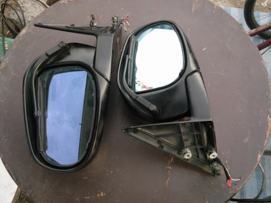 ขาย กระจกมองข้าง nissan 1คู่