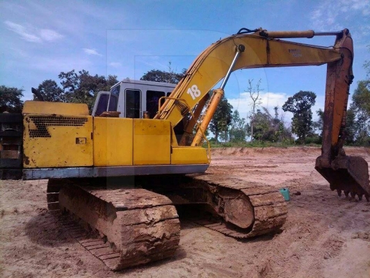 ขายรถตักแบ็คโค KOBELCO200// มาร์คทรู สภาพเต็ม เอวแน่น โซ่หนา ทำงานเร็วไม่โหลด แอร์เย็น บูมสวย สภาพพร้อมลุยงาน ทำงานดีเครื่องดีเดิม6D31 ปั๊ม K3V