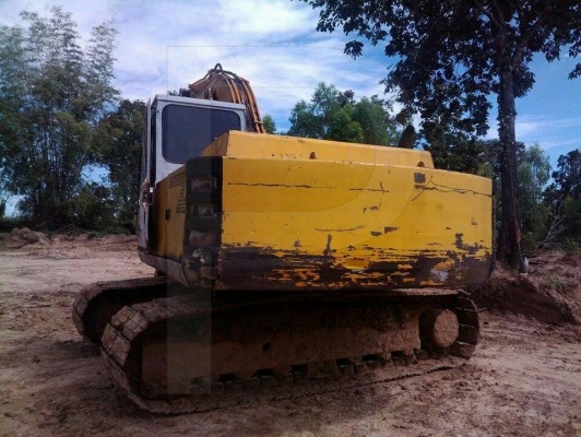 ขายรถตักแบ็คโค KOBELCO200// มาร์คทรู สภาพเต็ม เอวแน่น โซ่หนา ทำงานเร็วไม่โหลด แอร์เย็น บูมสวย สภาพพร้อมลุยงาน ทำงานดีเครื่องดีเดิม6D31 ปั๊ม K3V