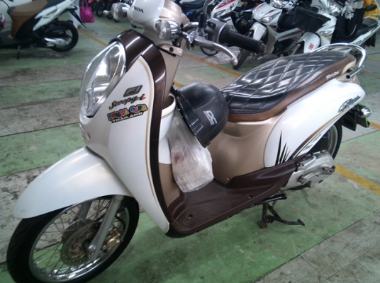 scoopy i ปี 53 กท524 ขาวน้ำตาล 21,000