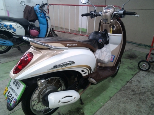 scoopy i ปี 53 กท524 ขาวน้ำตาล 21,000