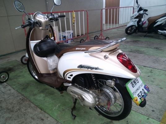 scoopy i ปี 53 กท524 ขาวน้ำตาล 21,000