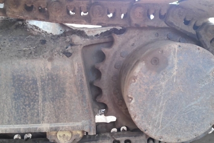 ***ขายแล้วครับขอบคุณ Truck2hand ขายแบคโฮราคาถูก KOBELCO MARK3 SK200 Sr.16085 เก๋งเทาแท้ เครื่องเดิมปั้มเดิม เครื่องดีแน่นดี แรงดี ไฟฟ้าตัด แอร์ไม่มี เอวแน่นตึ๊บ ไม่มีแตก ช่วงล่างใหญ่ โซ่หนาใหญ่ 43ข้อ แคเรียใหม่ สป็อคเก็ตใหม่ ล้อนำดี โรลเลอร์หลวม แต่ไม่แตก