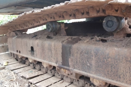 ***ขายแล้วครับขอบคุณ Truck2hand ขายแบคโฮราคาถูก KOBELCO MARK3 SK200 Sr.16085 เก๋งเทาแท้ เครื่องเดิมปั้มเดิม เครื่องดีแน่นดี แรงดี ไฟฟ้าตัด แอร์ไม่มี เอวแน่นตึ๊บ ไม่มีแตก ช่วงล่างใหญ่ โซ่หนาใหญ่ 43ข้อ แคเรียใหม่ สป็อคเก็ตใหม่ ล้อนำดี โรลเลอร์หลวม แต่ไม่แตก