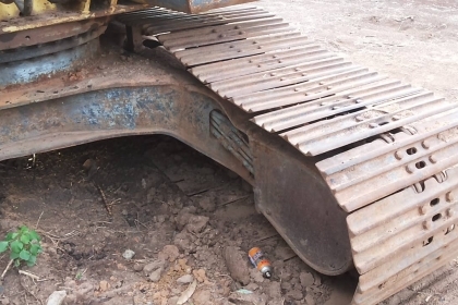 ***ขายแล้วครับขอบคุณ Truck2hand ขายแบคโฮราคาถูก KOBELCO MARK3 SK200 Sr.16085 เก๋งเทาแท้ เครื่องเดิมปั้มเดิม เครื่องดีแน่นดี แรงดี ไฟฟ้าตัด แอร์ไม่มี เอวแน่นตึ๊บ ไม่มีแตก ช่วงล่างใหญ่ โซ่หนาใหญ่ 43ข้อ แคเรียใหม่ สป็อคเก็ตใหม่ ล้อนำดี โรลเลอร์หลวม แต่ไม่แตก