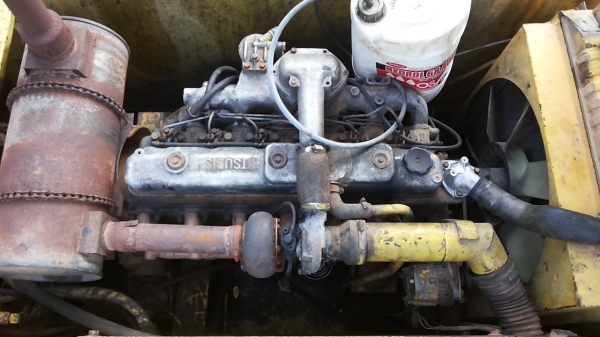 ***ขายแล้วครับขอบคุณ Truck2hand ขายแบคโฮราคาถูก KOBELCO MARK3 SK200 Sr.16085 เก๋งเทาแท้ เครื่องเดิมปั้มเดิม เครื่องดีแน่นดี แรงดี ไฟฟ้าตัด แอร์ไม่มี เอวแน่นตึ๊บ ไม่มีแตก ช่วงล่างใหญ่ โซ่หนาใหญ่ 43ข้อ แคเรียใหม่ สป็อคเก็ตใหม่ ล้อนำดี โรลเลอร์หลวม แต่ไม่แตก