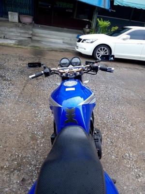 โอ บางนา ขาย cb400 ปี96 ทะเบียนพร้อมโอน รถพร้อมใช้ สีทำมาใหม่ทั้งคัน โซ่เสตอร์ ยางเต็ม ราคา 74000 บาท โอ บางนา ขาย cb400 ปี96 ทะเบียนพร้อมโอน รถพร้อมใช้ สีทำมาใหม่ทั้งคัน โซ่เสตอร์ ยางเต็ม ราคา 74000 บาท