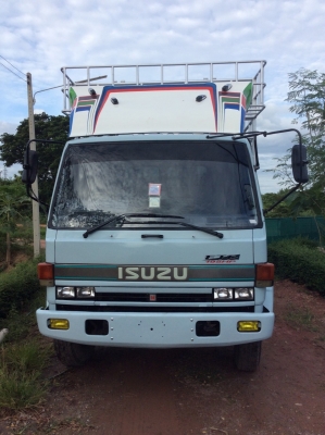 ขายISUZU Rocky6ล้อ FTR.แท้ ยาว7.2 ม. เบรคจิ๊ฟฟี่ พวงมาลัยพาว์เวอร์  ขับดี ครัทซีสวย ขาย 690,000 บาท