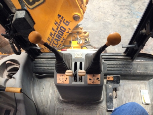 JCB 3CX ซีเรียลสูง 922952 นำเข้าตรงจากยุโรป