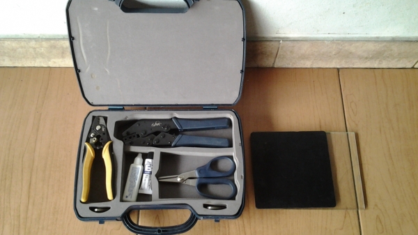 ขาย  คีมรัดสายไฟ