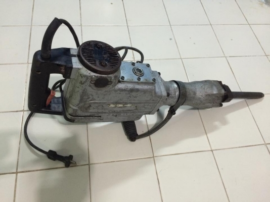 ขายสกัดแย็กตัวใหญ่ Makita รุ่น HM 1302