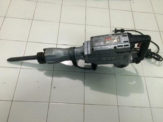 ขายสกัดแย็กตัวใหญ่ Makita รุ่น HM 1302