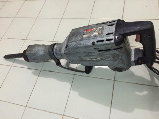 ขายสกัดแย็กตัวใหญ่ Makita รุ่น HM 1302