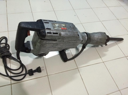 ขายสกัดแย็กตัวใหญ่ Makita รุ่น HM 1302