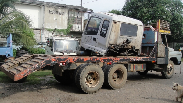 เทรลเลอร์10ล้อหน้ายาว เครื่อง6BD1(165แรง)เครื่องดี แน่น แห้ง คัสฃีสวยไม่ผุพร้อมใช้ ขายราคาอะไหล่ ไม่มีเล่ม เทรลเลอร์10ล้อหน้ายาว เครื่อง6BD1(165แรง)เครื่องดี แน่น แห้ง คัสฃีสวยไม่ผุพร้อมใช้ ขายราคาอะไหล่ ไม่มีเล่ม