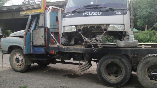 เทรลเลอร์10ล้อหน้ายาว เครื่อง6BD1(165แรง)เครื่องดี แน่น แห้ง คัสฃีสวยไม่ผุพร้อมใช้ ขายราคาอะไหล่ ไม่มีเล่ม เทรลเลอร์10ล้อหน้ายาว เครื่อง6BD1(165แรง)เครื่องดี แน่น แห้ง คัสฃีสวยไม่ผุพร้อมใช้ ขายราคาอะไหล่ ไม่มีเล่ม