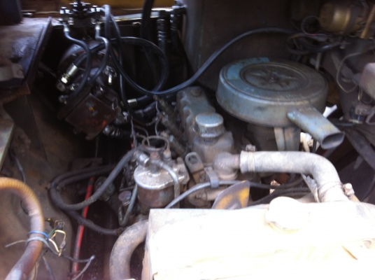 ขายรถบท 4 ตัน และ 5 ตัน SAKAI ระบบสั่นสะเทือน พร้อมใช้ ราคา 180000 สนใจโทร