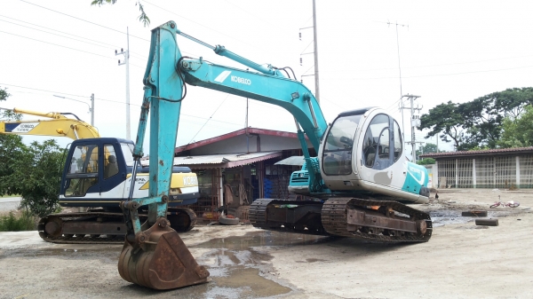 รถเเม็คโคร