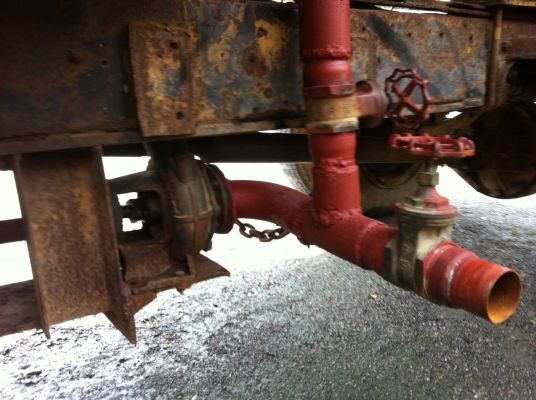 ขายรถหัวยาว 6 ล้อ บรรทุกถังน้ำ ขาย 3 คัน ใช้งานได้ ทะเบียนไม่ขาด ISUZU เครื่อง 6BB1 ช่วงล่างใหญ่ ราคา 110000 สนใจโทร