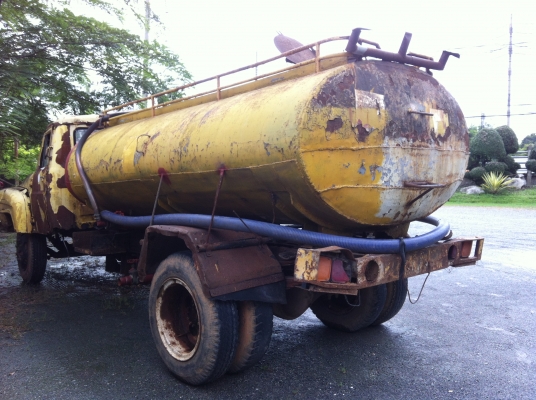 ขายรถหัวยาว 6 ล้อ บรรทุกถังน้ำ ขาย 3 คัน ใช้งานได้ ทะเบียนไม่ขาด ISUZU เครื่อง 6BB1 ช่วงล่างใหญ่ ราคา 110000 สนใจโทร