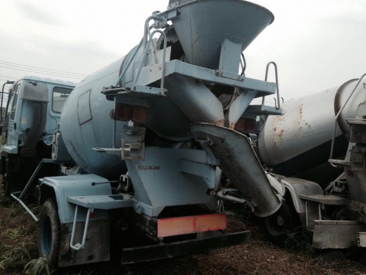 รถโม่ปูน3คิว