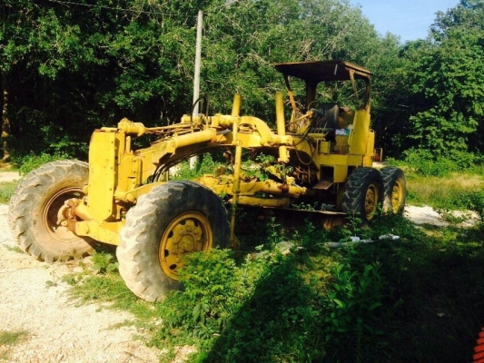 ขายรถเกรด KOMATSU GD 37 เครื่อง 4 สูบเทอร์โบ พร้อมใช้งาน สนใจโทร 081-970-1072 ขายรถเกรด KOMATSU GD 37 เครื่อง 4 สูบเทอร์โบ พร้อมใช้งาน สนใจโทร 081-970-1072