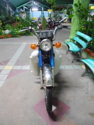 มาๆขายแลก Yamaha DX100 cc ปี1981 สีเดิมโรงงานราคาถูกๆ