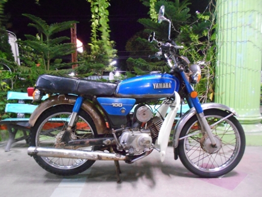 มาๆขายแลก Yamaha DX100 cc ปี1981 สีเดิมโรงงานราคาถูกๆ