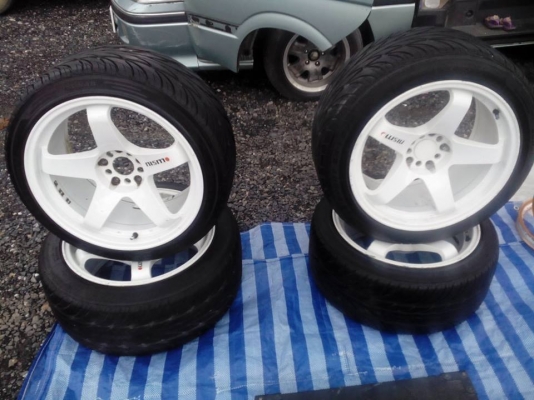 ขาย TE 37 18 นิ้ว กว้าง 8.5 4 วง พร้อมยาง 2012