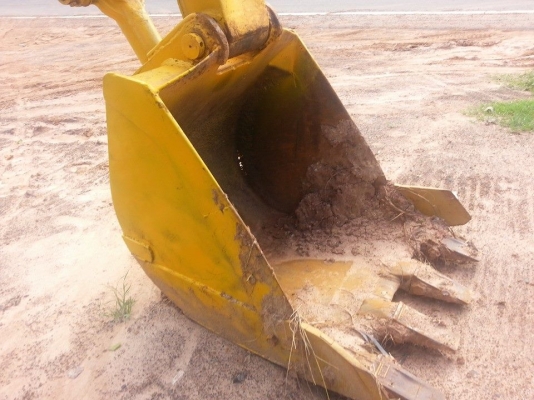 ขายแบคโคKOBELCO SK120-2 สภาพดี ช่วงล่างแน่น เอวแน่น ทำงานเร็ว แอร์เย็น สภาพพร้อมใช้งาน เอกสารเล่มทะเบียนพร้อมโอน 700,000 สนใจโทร 090-8588220คุณนะ ID:narong498 หรือ www.truck.in.th/498