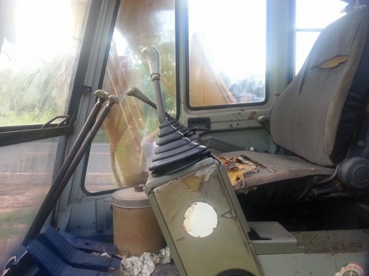 ขายแบคโคKOBELCO SK120-2 สภาพดี ช่วงล่างแน่น เอวแน่น ทำงานเร็ว แอร์เย็น สภาพพร้อมใช้งาน เอกสารเล่มทะเบียนพร้อมโอน 700,000 สนใจโทร 090-8588220คุณนะ ID:narong498 หรือ www.truck.in.th/498