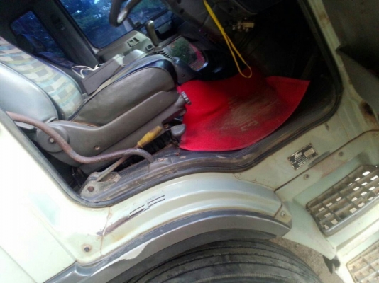 รถฮีโน่ 10 ล้อดั้ม FM3M 260 แรงม้า. ปี 40 สนใจติดต่อ 081 - 6079515 รถฮีโน่ 10 ล้อดั้ม FM3M 260 แรงม้า. ปี 40 สนใจติดต่อ 081 - 6079515