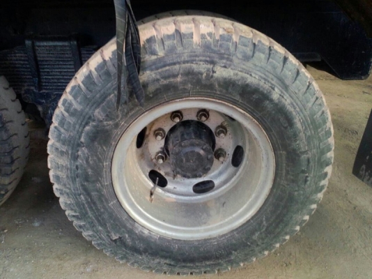 รถฮีโน่ 10 ล้อดั้ม FM3M 260 แรงม้า. ปี 40 สนใจติดต่อ 081 - 6079515 รถฮีโน่ 10 ล้อดั้ม FM3M 260 แรงม้า. ปี 40 สนใจติดต่อ 081 - 6079515