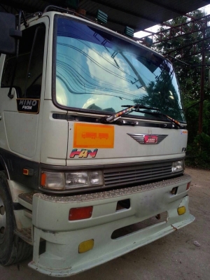 รถฮีโน่ 10 ล้อดั้ม FM3M 260 แรงม้า. ปี 40 สนใจติดต่อ 081 - 6079515 รถฮีโน่ 10 ล้อดั้ม FM3M 260 แรงม้า. ปี 40 สนใจติดต่อ 081 - 6079515