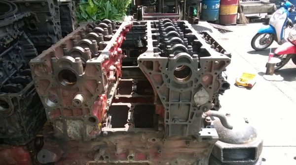 เสื้อสูบ HINO  12PA,SO5c,NO4c,HO6C,HO7D,HO7C,JO8C,JO8E,JO7C,JO7E,JO5C,P11C,PO9C,AO9C,EK100,EH100,EH300,EH500,EH700,EM100,EL100,EP100,M10C,K13C,K13D,EF500,EF550,EF750,QD100,WO4D,WO6D,WO6E รับประกัน