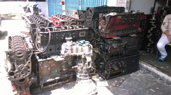 เสื้อสูบ HINO  12PA,SO5c,NO4c,HO6C,HO7D,HO7C,JO8C,JO8E,JO7C,JO7E,JO5C,P11C,PO9C,AO9C,EK100,EH100,EH300,EH500,EH700,EM100,EL100,EP100,M10C,K13C,K13D,EF500,EF550,EF750,QD100,WO4D,WO6D,WO6E รับประกัน