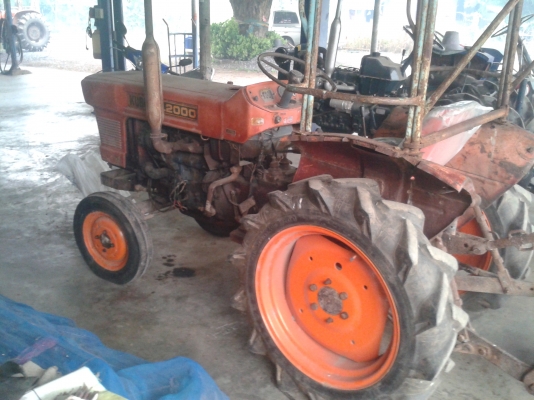 คูโบต้ารุ่นL2000