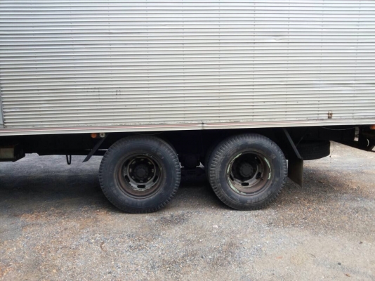 ขายรถหกล้อแปลงเป็น 10 ล้อ ลงเล่มแล้ว สนใจติดต่อ 089-8095958