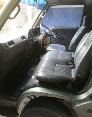 ขาย รถตู้ nissan urvan td 27 ปี1994