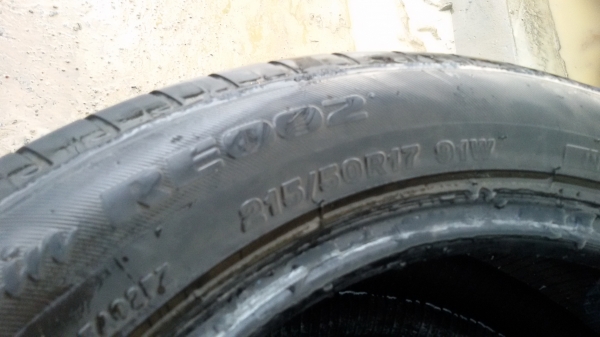 ขายยาง215 50 17บิสโตนปี11ชุดละ3800